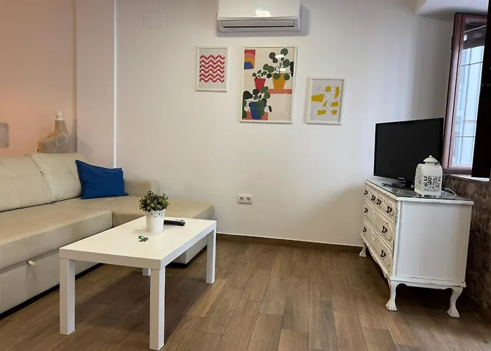 Loft Azahar Junto A Puente Apartman *