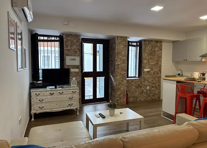 Loft Azahar Junto A Puente Apartman *