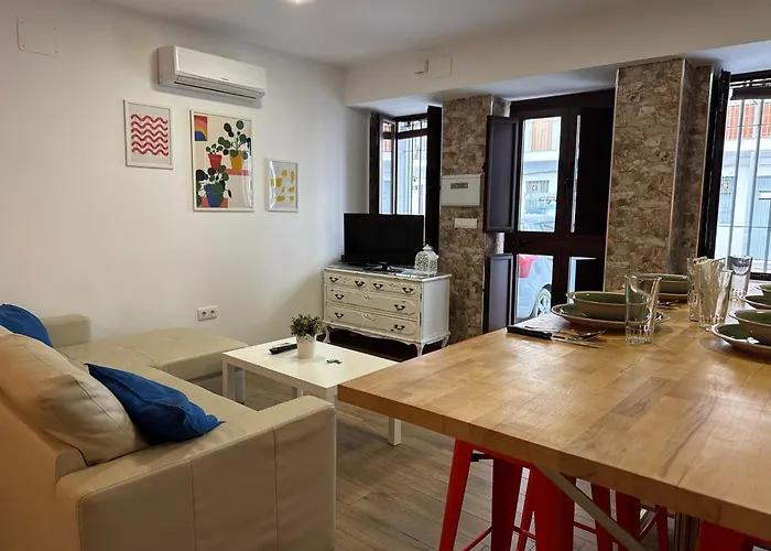 Loft Azahar Junto A Puente Apartment